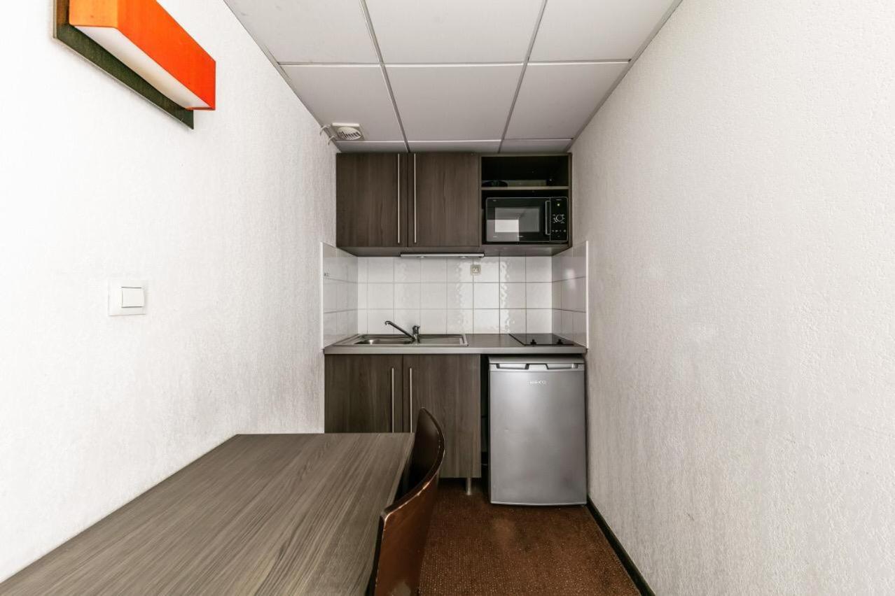 Studio Privatif Dans Hotel Residence Nimes Gare Exterior foto